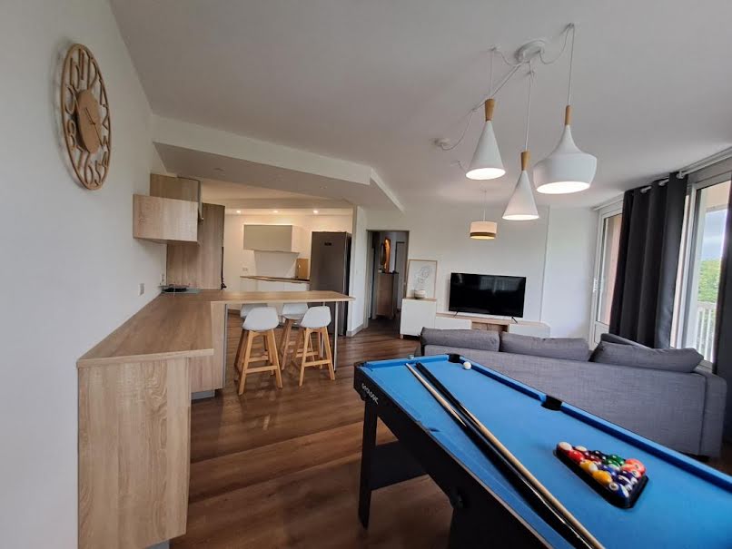Location meublée appartement 2 pièces 12 m² à Limoges (87000), 370 €