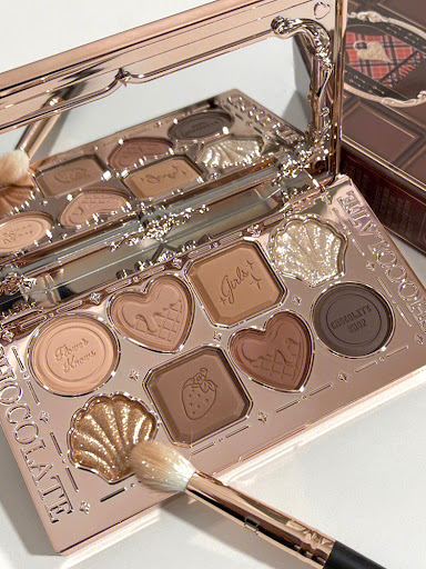 Title 2, Eyeshadow Palette with Eight Highlight Colors. ...
