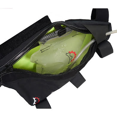 Revelate Designs Choss Frame Bag Hydration Bundle alternate image 0