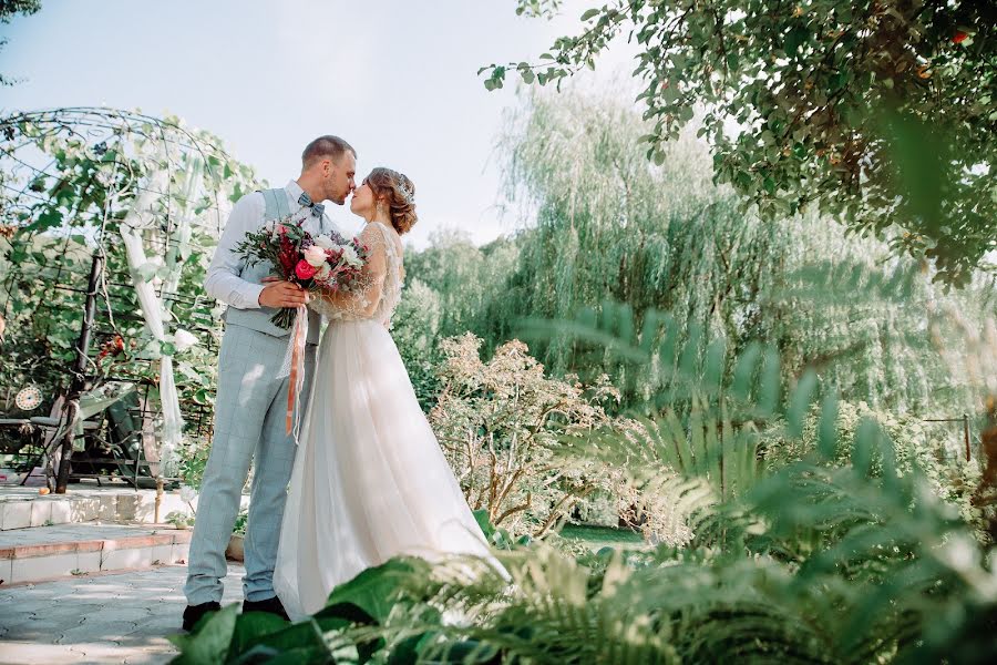 Fotografo di matrimoni Kseniya Uvarova (ksuvarova). Foto del 13 febbraio 2018