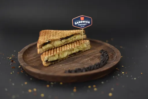 Nutella And Banana Pahadi Grilled Sandwich