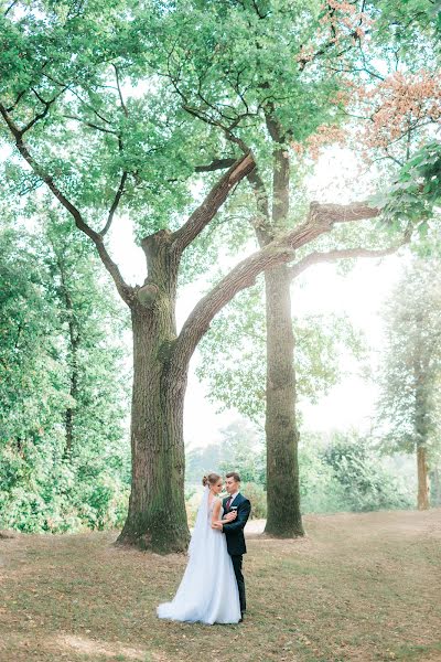 Fotógrafo de casamento Andrey Dulebenec (dulebenets). Foto de 3 de janeiro 2016