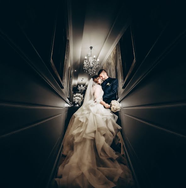 婚礼摄影师Rita Szerdahelyi（szerdahelyirita）。2023 3月25日的照片
