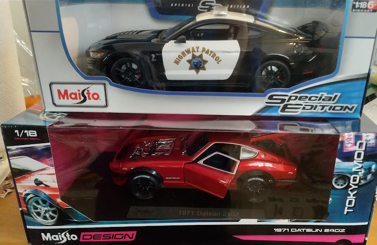 SimiSimiさんが投稿したフィアレディーz・マスタングパトカー・1/18モデルカーに関するカスタム事例の投稿画像10枚目