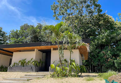 Villa with garden and terrace 1