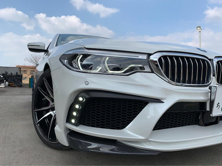 5シリーズ セダンの半顔・Garage EVE.RYN・ENERGY Motor Sports・ENERGY Complete・iPhone無加工クオリティに関するカスタム事例の投稿画像3枚目