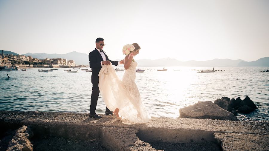 Fotógrafo de bodas Luigi Parisi (parisi). Foto del 20 de febrero 2019