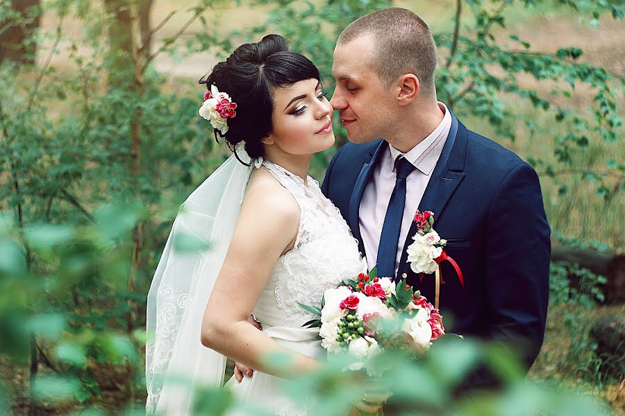 Jurufoto perkahwinan Irina Kaplun (kaplya87). Foto pada 6 Ogos 2015