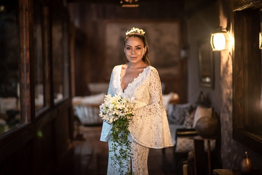 Fotógrafo de casamento Esteban Leví Bravo Argudo (estebanbravoph). Foto de 10 de junho 2020