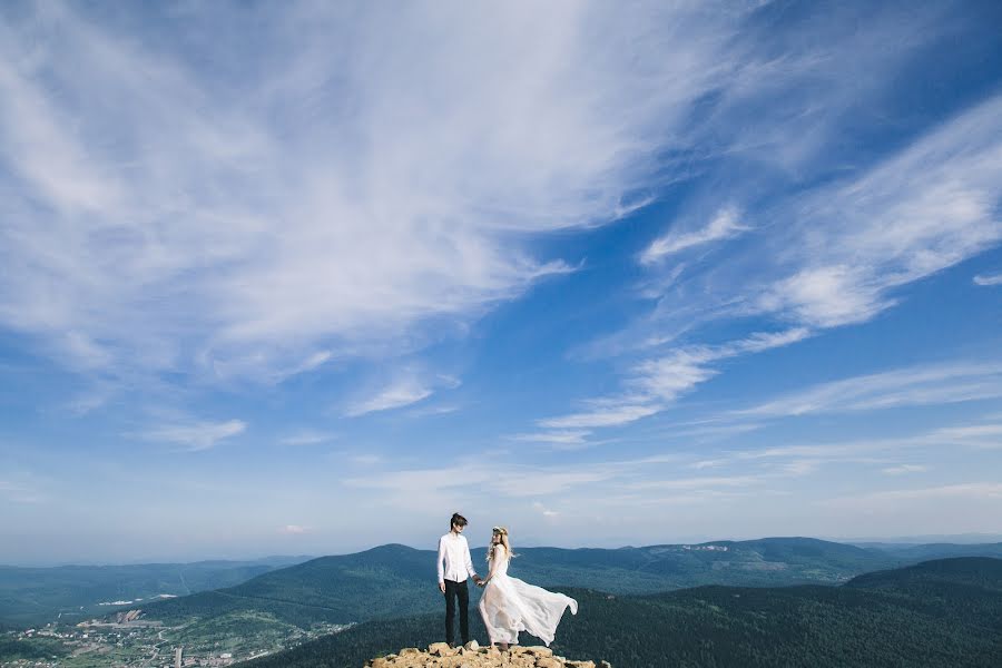 Fotografo di matrimoni Denis Kalinkin (deniskalinkin). Foto del 2 luglio 2016