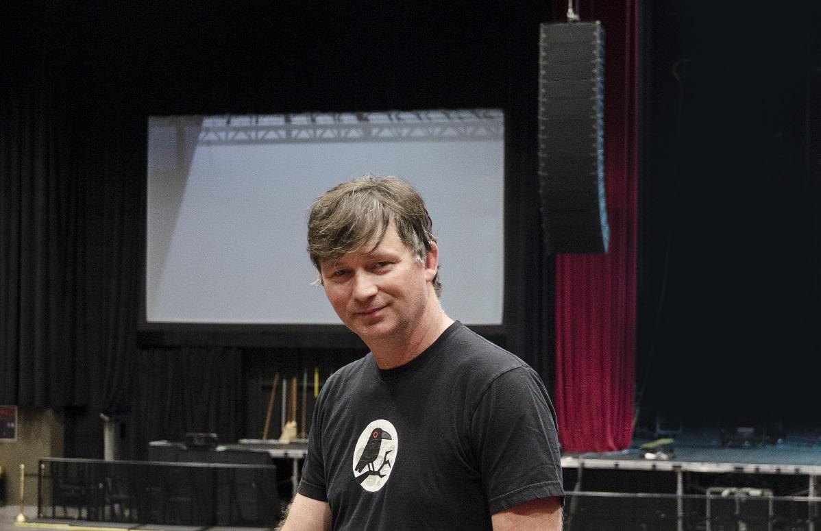 http://pro.komora.com/wp-content/uploads/2018/06/David-Cyrenne-at-Caesars-Windsor_2-Blog-Header.jpg