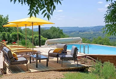 Maison avec piscine et terrasse 4