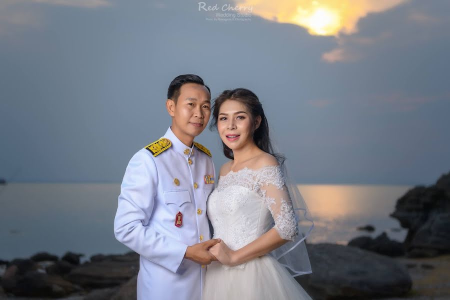 婚礼摄影师Ruangyote Suwapong（ruangyotephoto）。2020 9月7日的照片