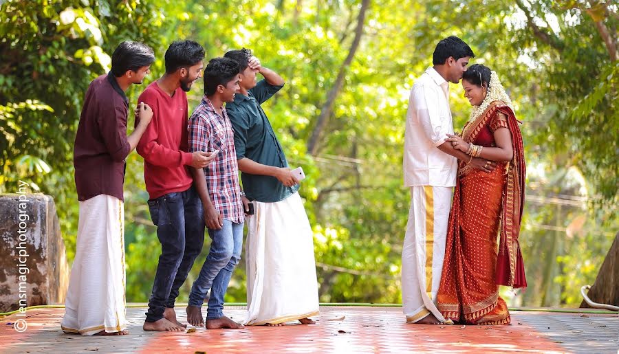 Wedding photographer Jamshy Parakkal (studiolensmagic). Photo of 10 December 2020