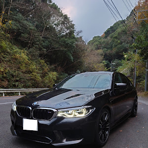 M5 F90