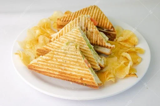 Cheesy Chutney Sandwich (Serve 1)