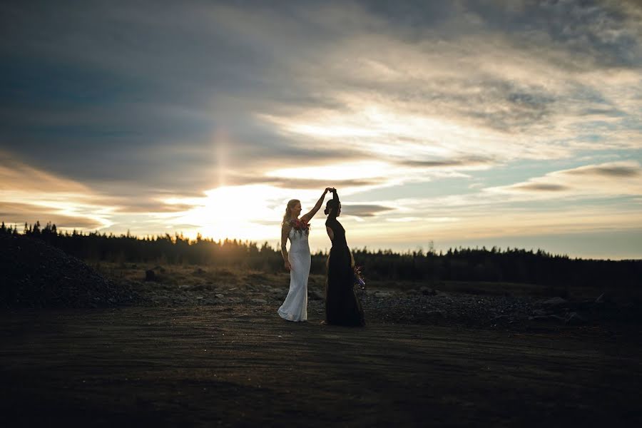 Wedding photographer Elin Mikmar (mikmar). Photo of 30 March 2019