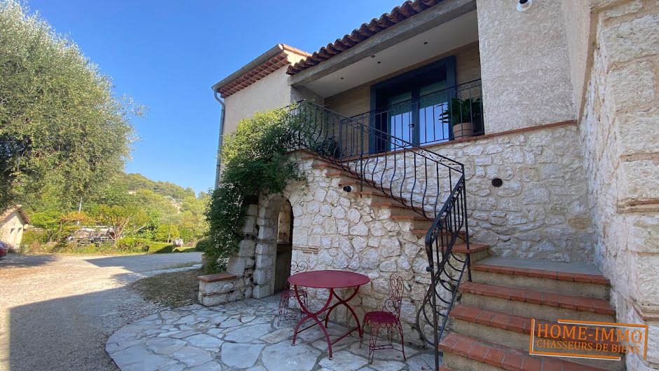 Vente appartement 5 pièces 184.5 m² à Vence (06140), 660 000 €