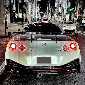 NISSAN GT-R R35