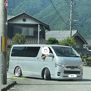 ハイエースバン