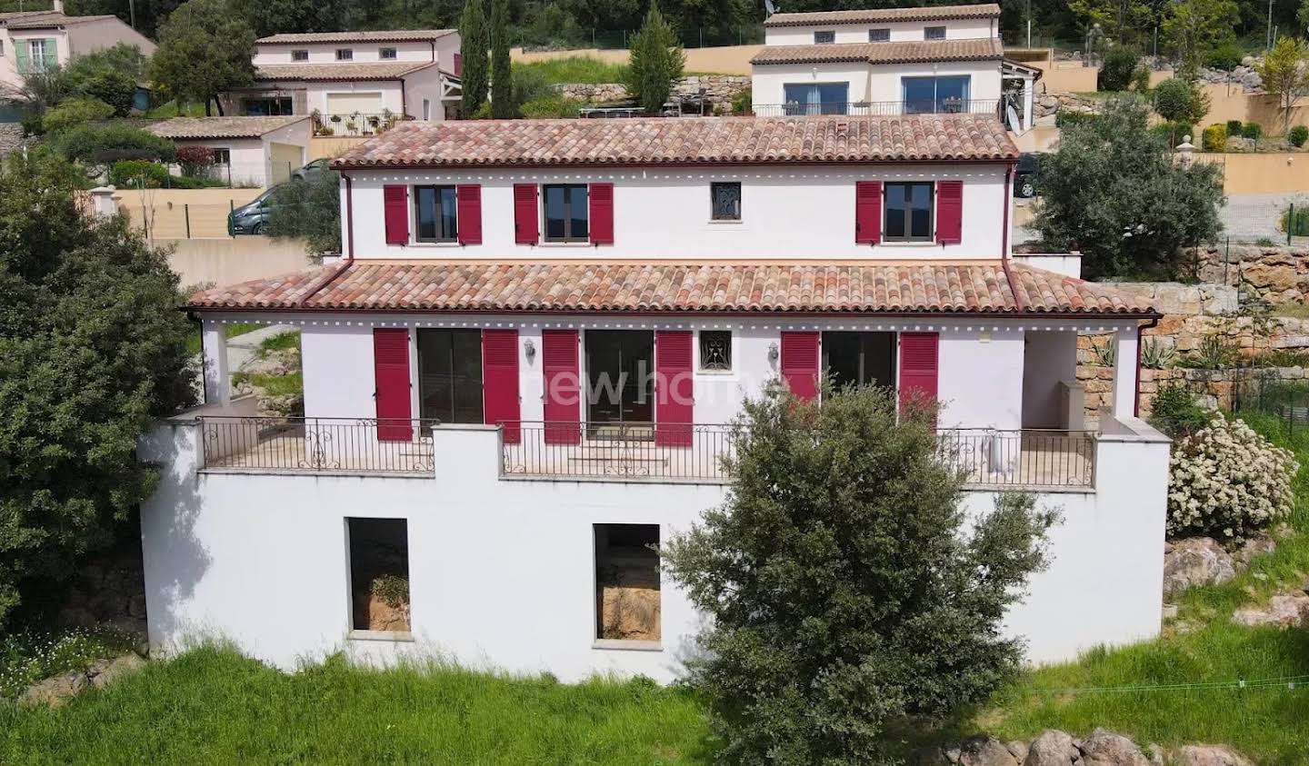 Maison avec terrasse Lorgues