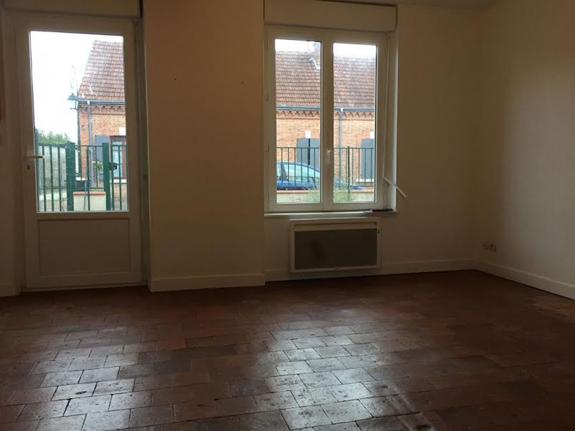 Location  appartement 1 pièce 27 m² à La Ferté-Saint-Aubin (45240), 380 €