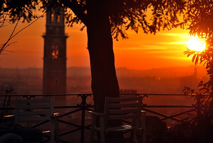 Fuoco sopra la città  di impress260260