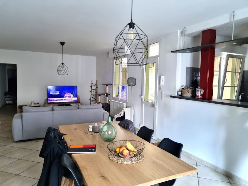 Vente appartement 2 pièces 81 m² à Bourges (18000), 144 500 €