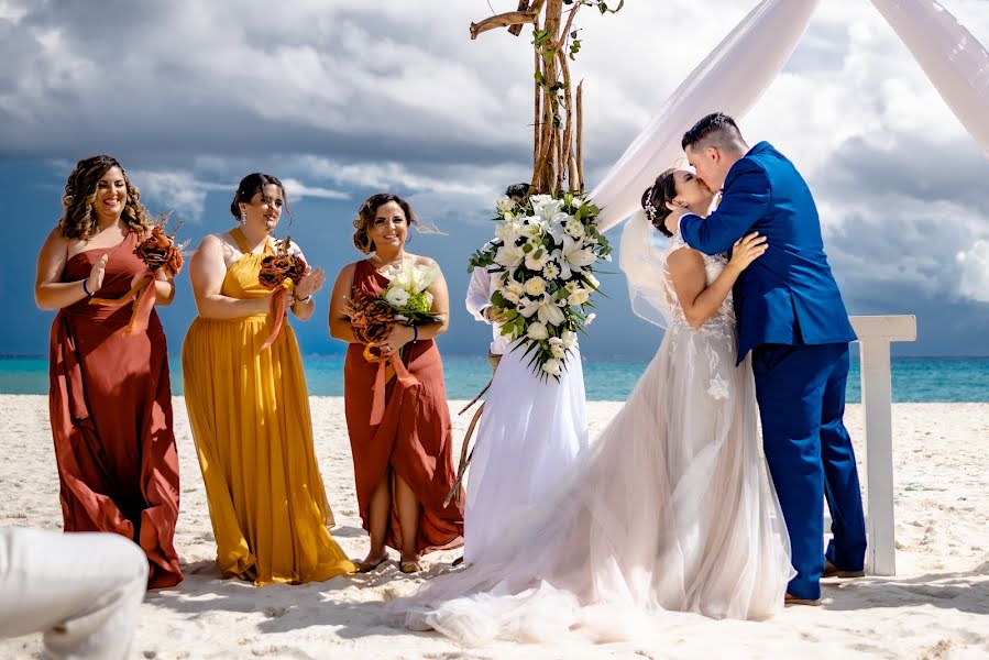 Fotógrafo de bodas Esthela Santamaria (santamaria). Foto del 5 de diciembre 2021