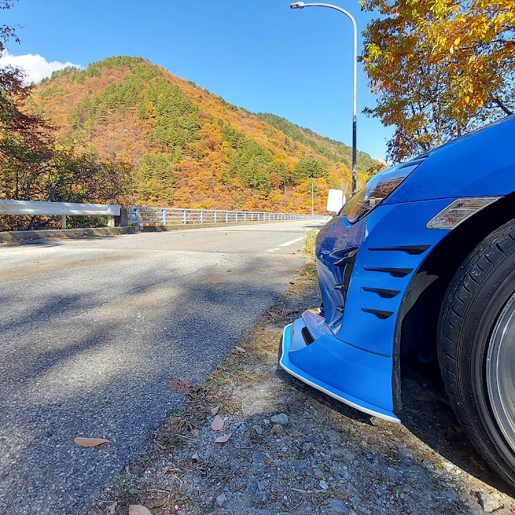 86の来週末も🍁…？・ハチビー愛好会・大○町スゲー・昼間は怖くない橋・紅葉ドライブに関するカスタム事例の投稿画像3枚目