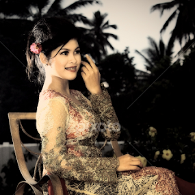 beauty with kebaya by Gian Rizki Kurnia - Novices Only Portraits & People