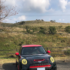 ミニ ハッチバック JCW