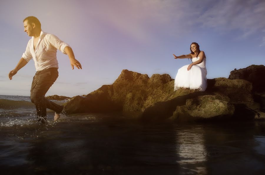 Wedding photographer Robert Aelenei (aelenei). Photo of 24 September 2016