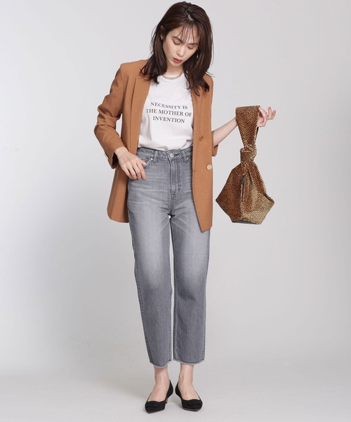 大人のデニムパンツコーデ 秋冬 定番アイテムの旬な着こなしをご紹介 Trill トリル