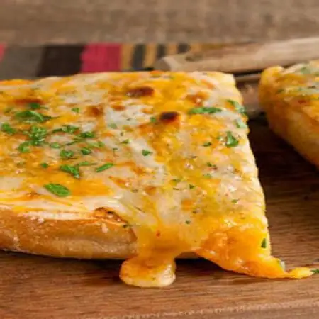 Four Cheese Garlic Bread [2 Pcs]