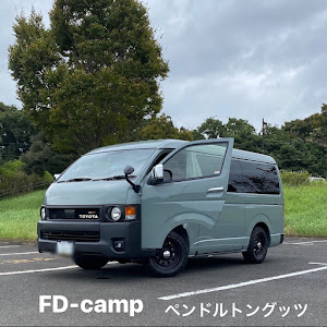 ハイエースバン TRH216K