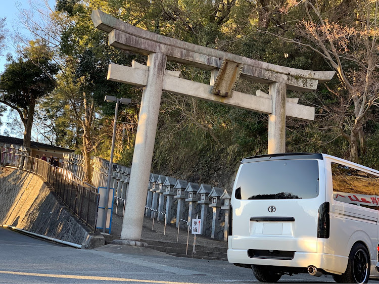 ハイエースバンの信貴山・朝護孫子寺・神社仏閣鳥居愛好会・撮影iPhoneXSに関するカスタム事例の投稿画像1枚目