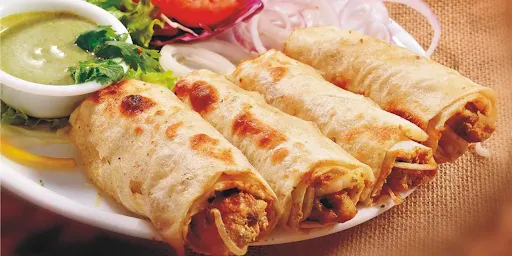 Malai Kali Mirch Chaap Roll