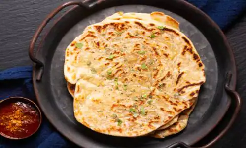 Chilli Garlic Paratha