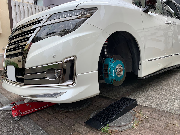 エルグランドの車検・Dラー・ノーマルに関するカスタム事例の投稿画像2枚目