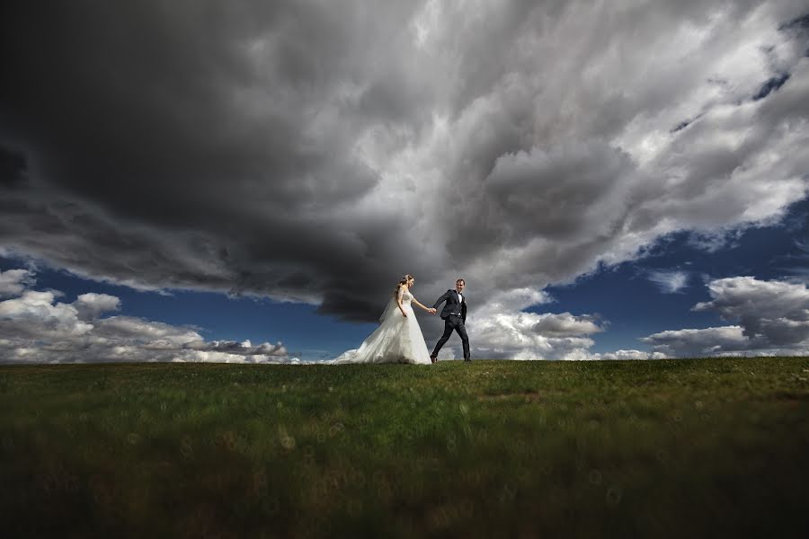 Fotógrafo de bodas Rinat Tarzumanov (rinatlt). Foto del 22 de octubre 2017