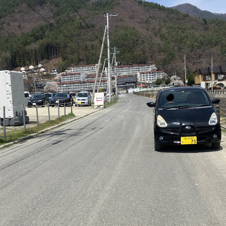 R1のスバルR1・桜まつり開催中に関するカスタム事例の投稿画像2枚目