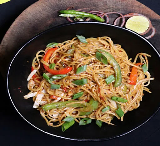 Veg Hakka Noodles