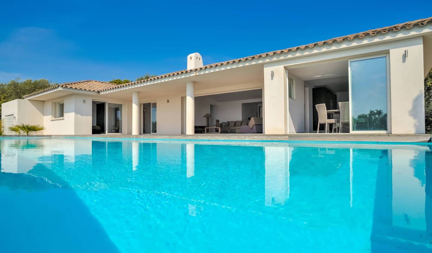 Villa with pool and garden Porto-Vecchio