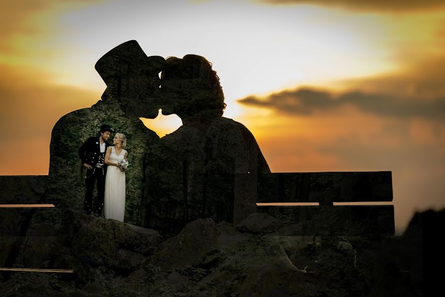 Fotógrafo de casamento Christian Plaum (brautkuesst). Foto de 4 de janeiro 2020