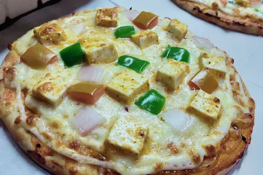 Paneer Barbecue Pizza