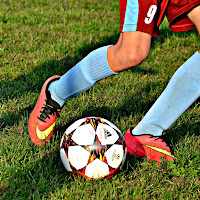 Due calci ad un pallone di 