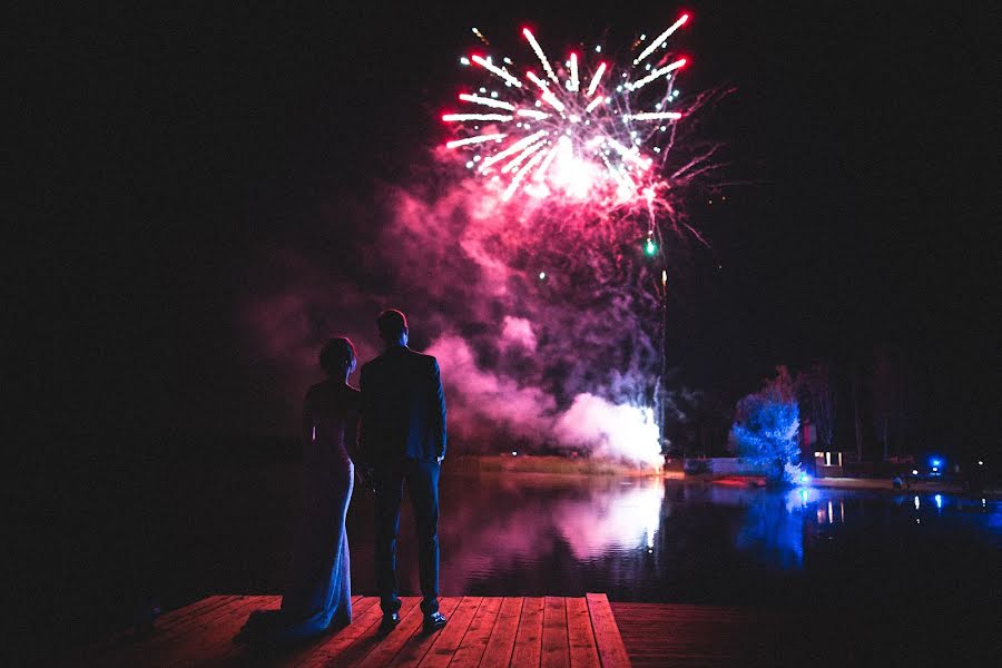 Fotograful de nuntă Aleksandr Insayder (malahov). Fotografia din 12 august 2017