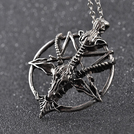 Title 7, American Jewelry retro Skull Pendant Pendant Ne...