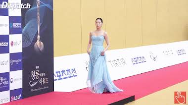 HoYeon Jung Shines in Louis Vuitton Dress at Blue Dragon Series Awards – WWD